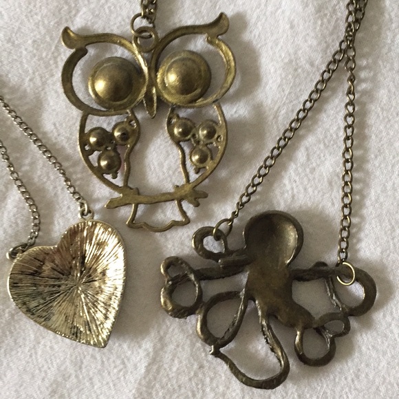 3 awesome necklaces and a chain - Picture 4 of 4